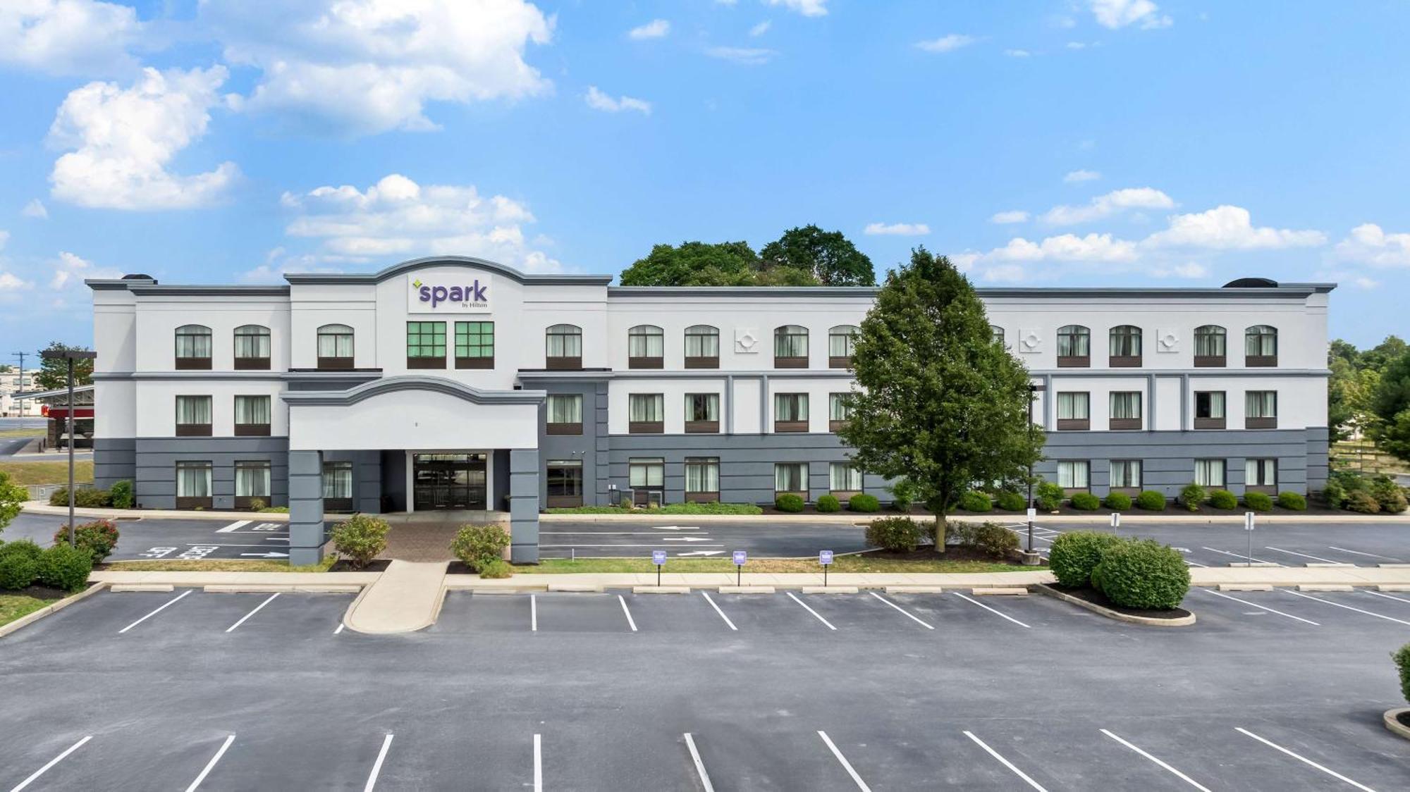Spark By Hilton Lancaster Dutch Country Fertility Exterior foto